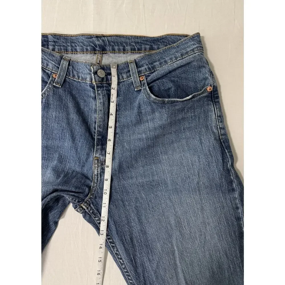 Levi’s 559 Jeans Men’s 33x34 Blue Relaxed Straight Fit Medium Wash Cowboy